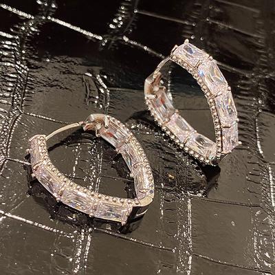 Sterling Luxus Geometrische Zirkonia Creolen Weibliche Mode Hochzeit Partei Schmuck Wunderschöne Schmuck für Frauen