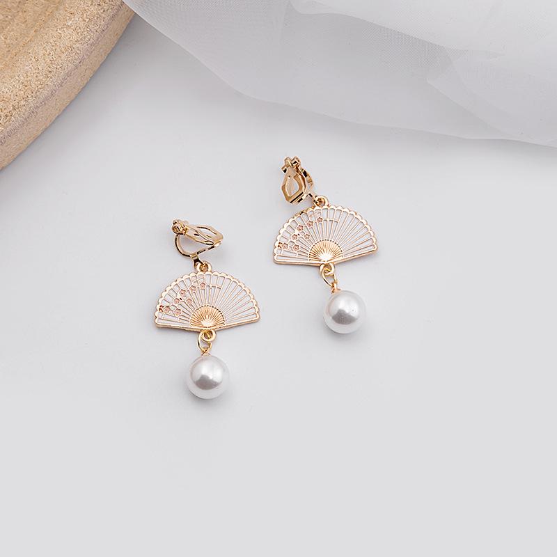 Vintage Japanese & Korean Tassel Pearl Clip-on Earrings with Floral Fan Design