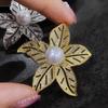 Fashion Shiny Hollowed Out Leaves Brooch For Women Elegant Unique Corsage Exquisite Pins Clothing Accessories Gifts