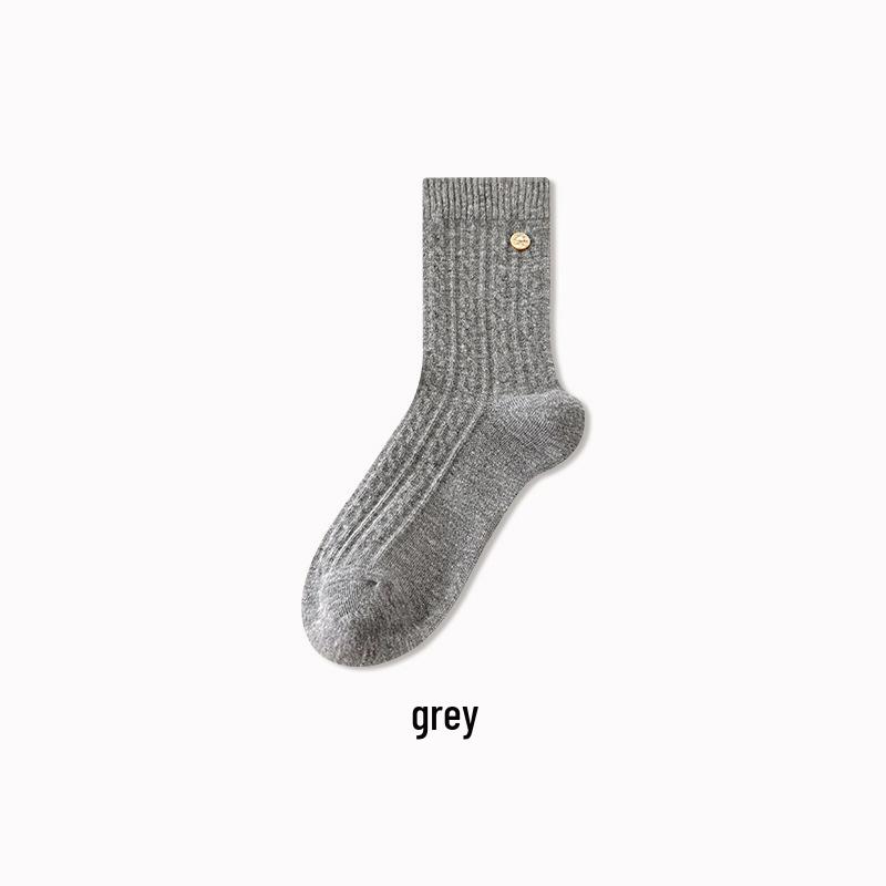 Women's Extra Thick Cable Knit Mid-Calf Socks in Trendy Gray - Cozy Autumn/Winter Japanese Style