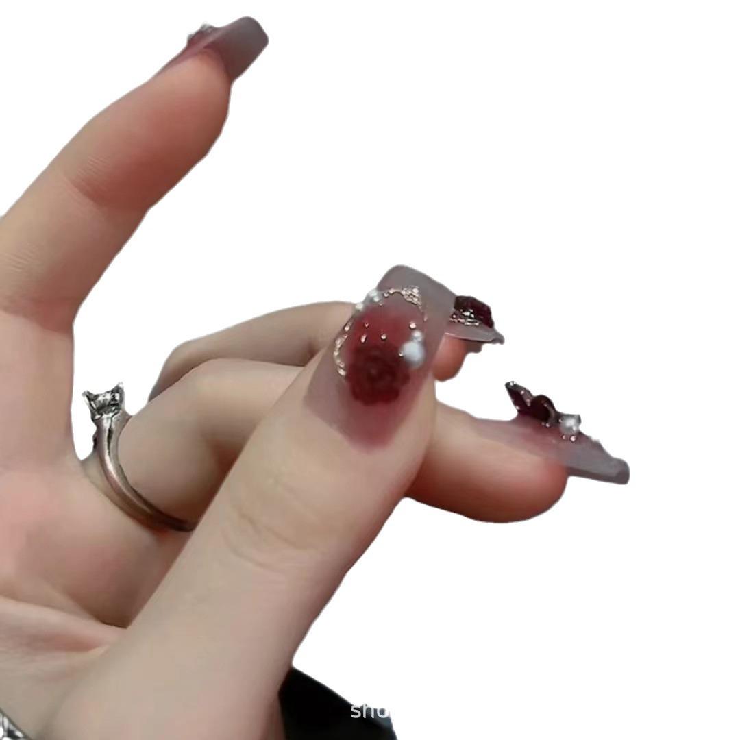 

Red Camellia Nail Art: 2023 Trendy Japanese-Inspired Autumn/Winter Fairy Style