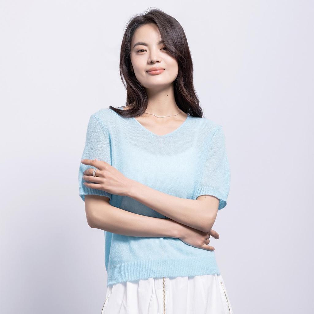 Northern Deer Alpaca Wool V-neck Light Knit Short Sleeve - Spring/Summer