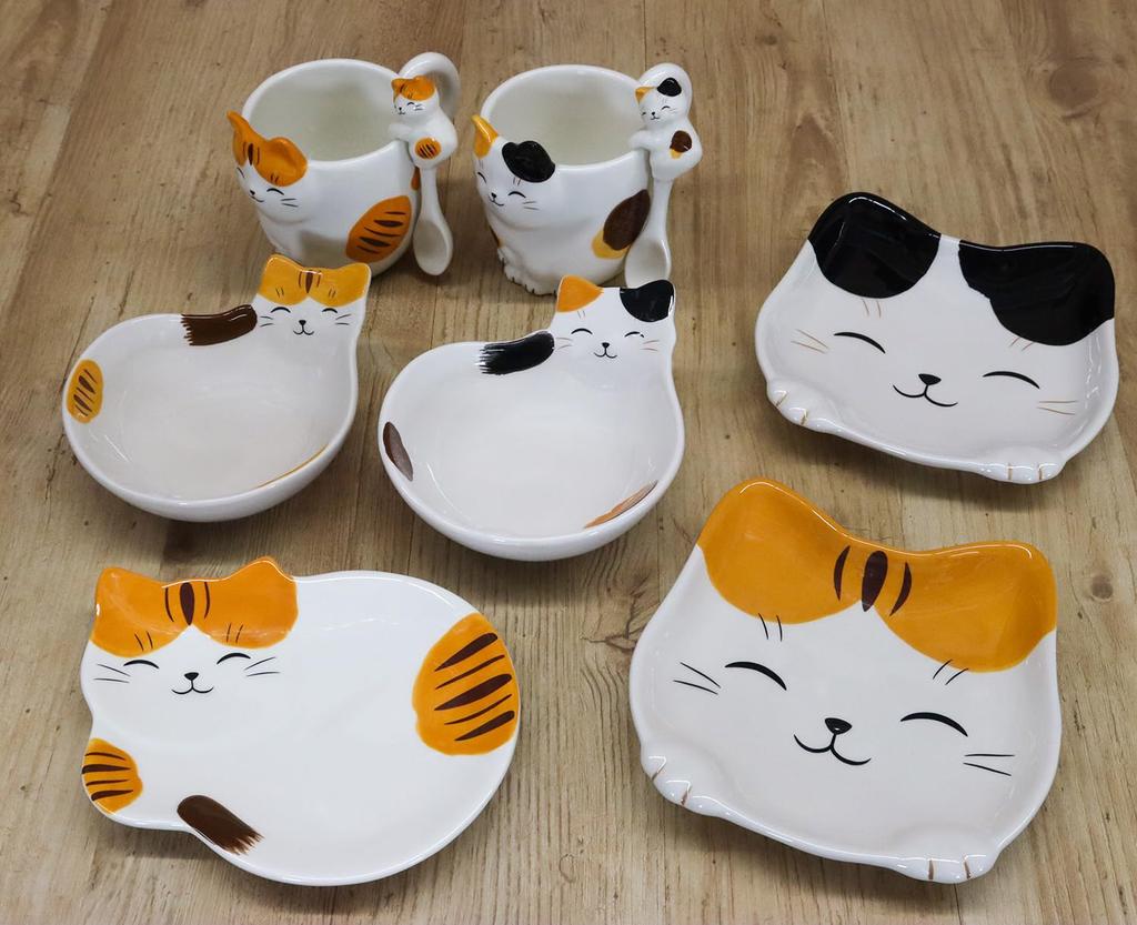 Yakushi Kiln Cat Mug (Mike) from Nekobiyori