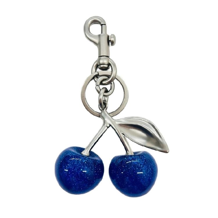Unique Cherry Keychain Crafted Fashion Pendant Cherry Key Pendant Metal Texture Present for Girls Woman Fashion Lover