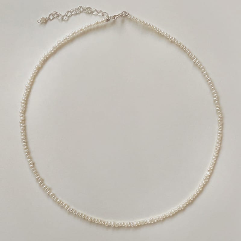 ANDEZVOUS TINY PEARL NECKLACE