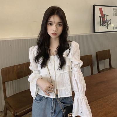 Delikatna, wydrążona koronkowa koszula z kwadratowym kołnierzykiem dla kobiet Jesienny temperament, plisowany, wszechstronny, krótki top