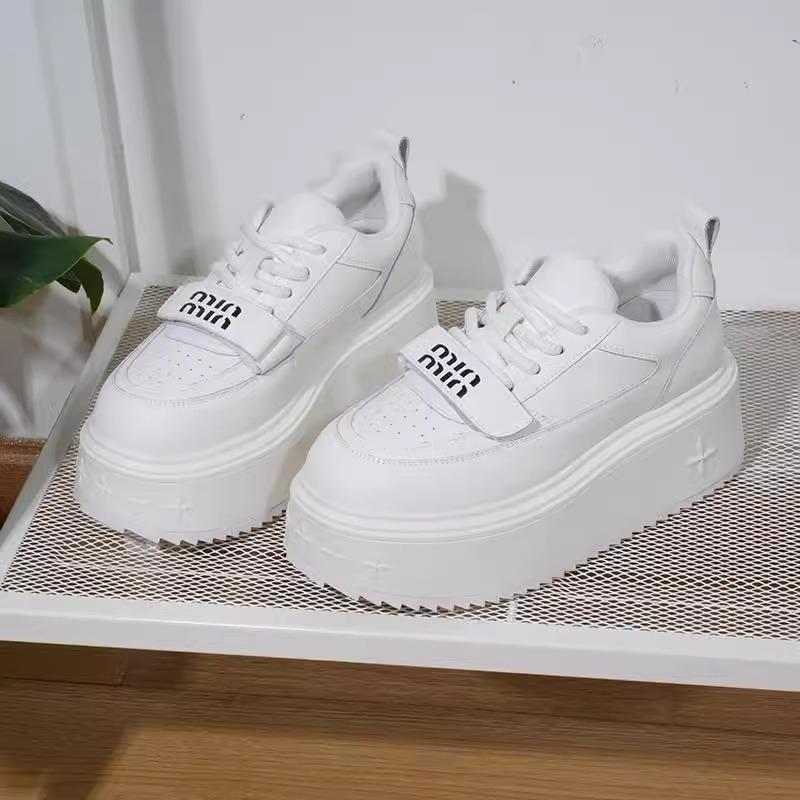 Four-leaf Clover Thick-soled Little White Shoes for Women's Summer New Versatile Height-increasing Sports and Leisure Board Shoes Ins Trendy Student