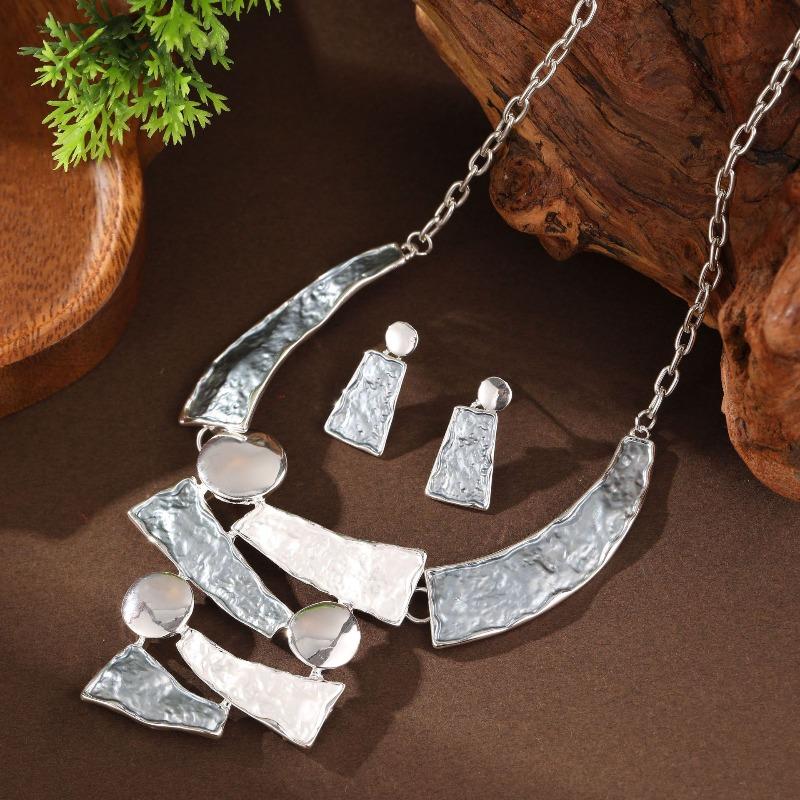 Colorful Paint Oil Hollowed-out Geometric Line Earrings and Necklace Set - Ladies' High-end Necklace Set