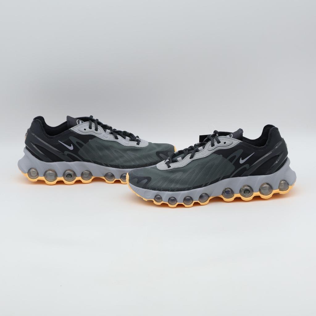 IO4479-001 Nike Air Max DN8 Wolf Grey Anthracite (Men's)