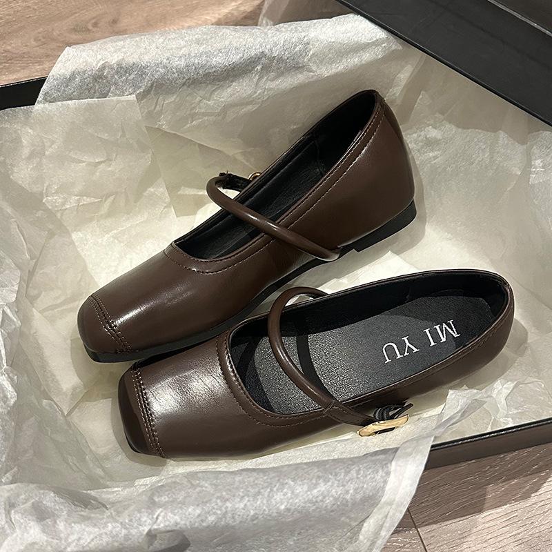 

Small man inner height increase 5cm small leather shoes women s 2025 new spring and summer retro pu leather Doudou shoes Mary Jane single shoes 40