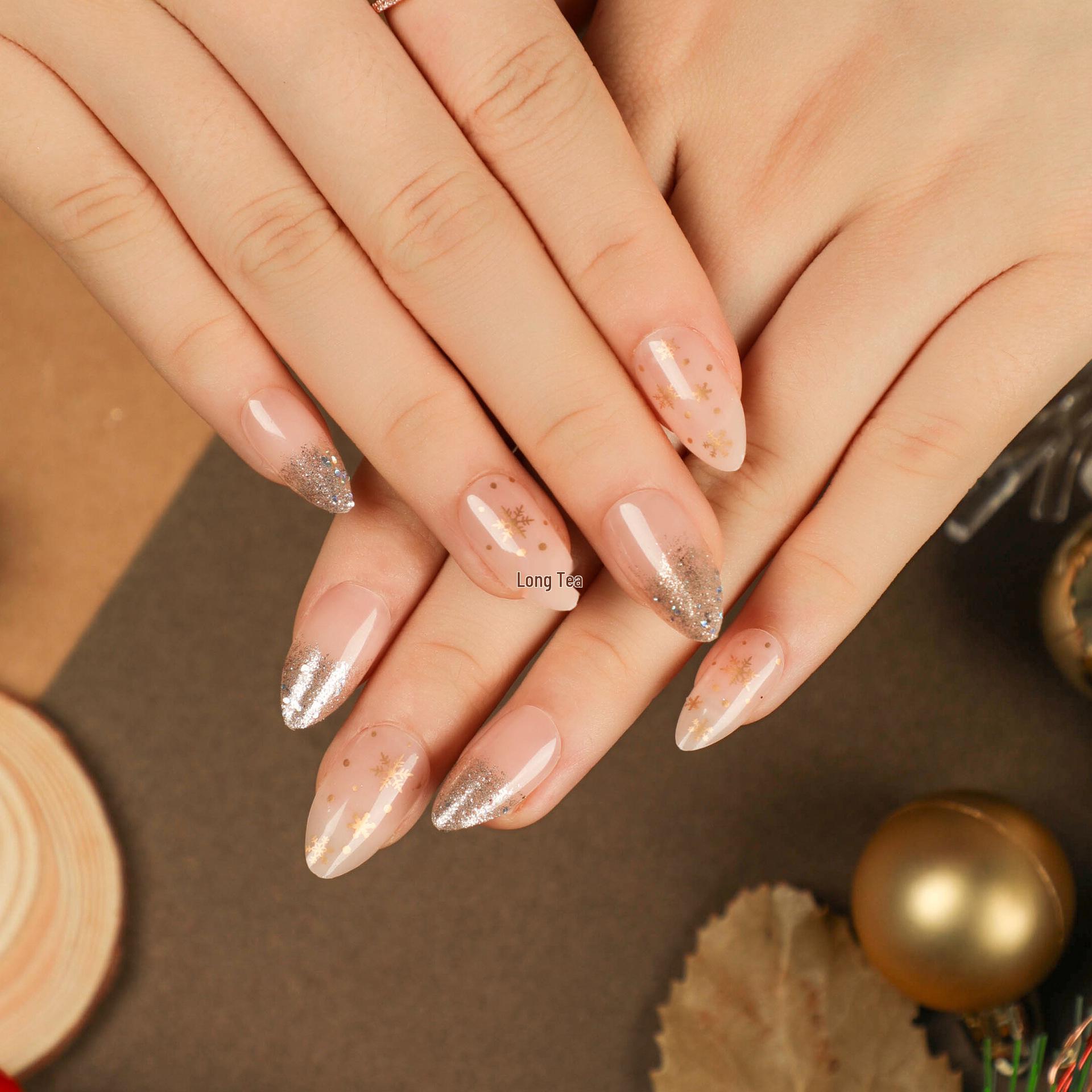 Christmas Snowflake Nail Stickers - Wearable and Decorative Nail Art Tips