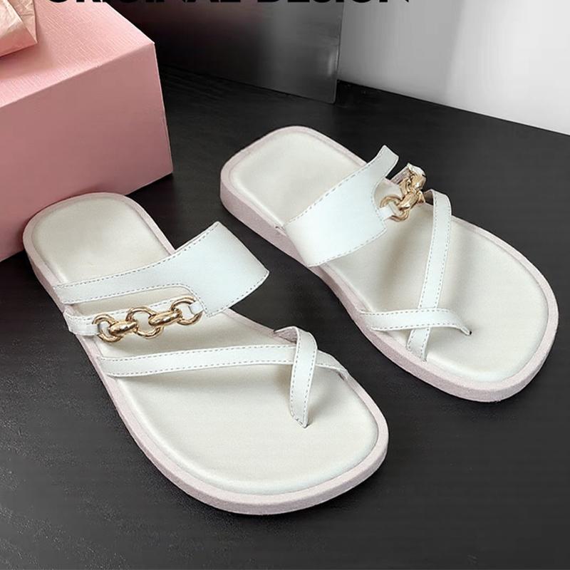 Fashion Women's Slippers Flats Fashion Clip Toe Shoes Dress Designer Woman Sandals New 2025 Summer Luxury Slides Brand Flip Flops Mujer