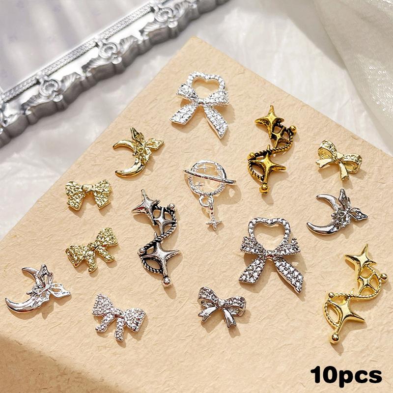 10ks 3D Butterfly Alloy nail Charms Designové šperky s motýlkem Luxusní zlaté stříbrné duté nail art dekorace příslušenství