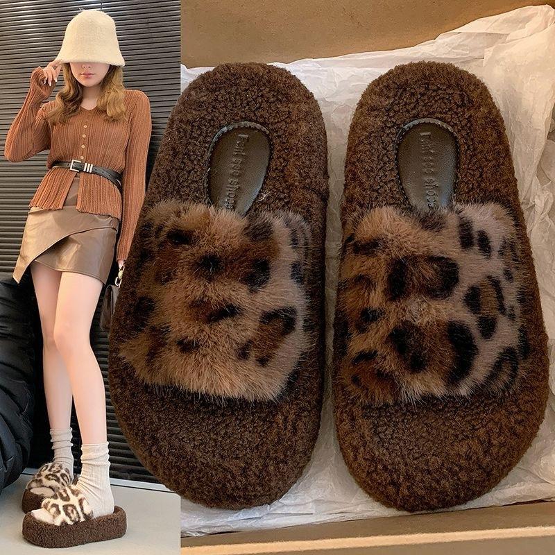 Leopard Print Thick Soled Hairy Slippers for Women's Fashionable Outerwear, New Autumn and Winter Fashion Home Cotton Slippers