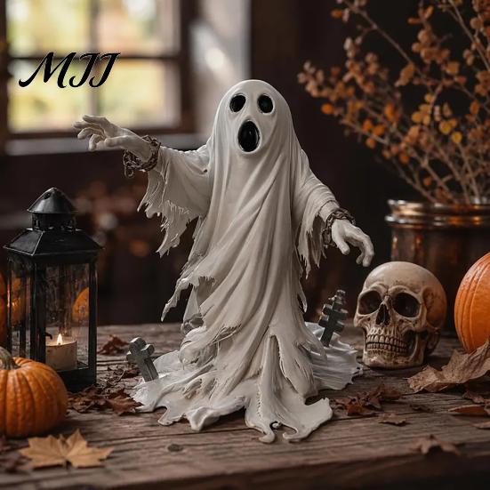 Halloween Decoration Ghost Figurine, Spooky Scream Face Resin Statue Home Decor for Indoor Shelf, Tabletop Centerpiece, Office Bedroom Figurine
