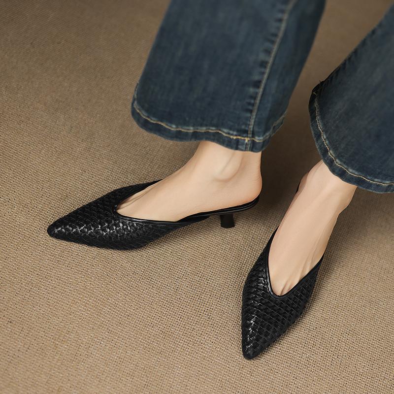 Fashion 2025 New Summer Women Mules weave Women Shoes Cover Toe Wedges Slippers Pointed Toe Women Sandals Modern Slippers