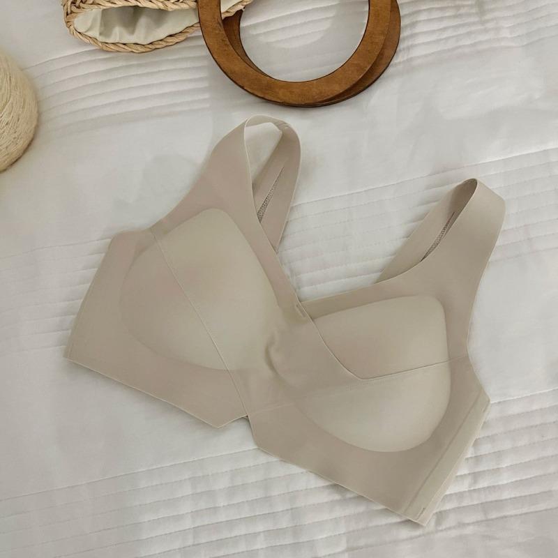Comfortable and Seamless Gathering Underwear Women's Small Breasts Close Sub-breasts One-piece Beautiful Back Sports No Steel Ring Bra