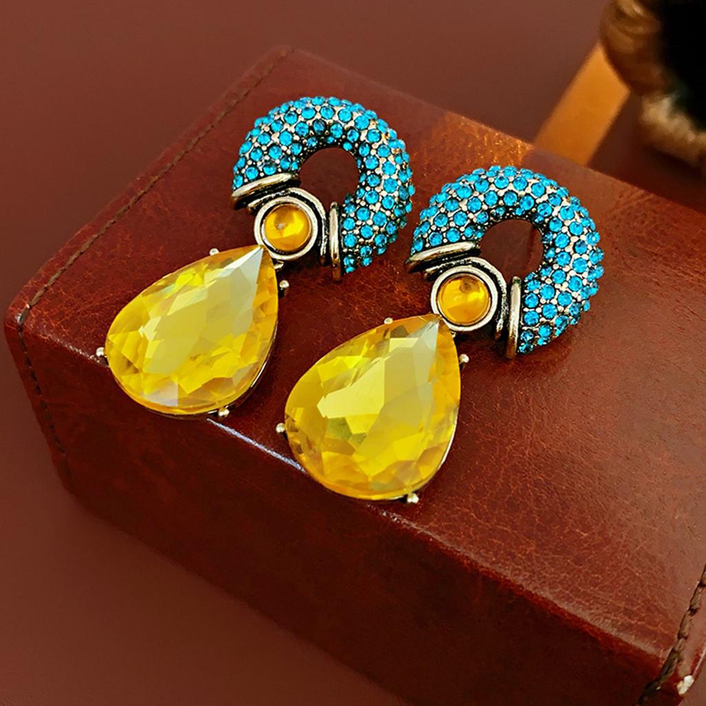 Chic Rhinestone Embellished Teardrop And Circle Metal Studs Earrings Accessory Perfect For Enhancing Any Outfit