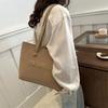 Large capacity simple tote bag women's 2025 new trendy fashion versatile shoulder bag college student class commuter bag