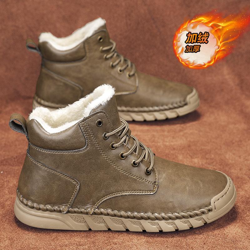 

New men s outdoor leisure autumn tooling shoes are hot-selling in foreign trade, and genuine leather high-top Martin boots are popular. 46