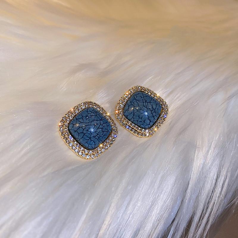 Exquisite Blue Series Luxury Stud Earrings for Women: Elegant, Versatile, and Stylish.