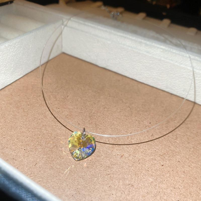 New Shijia Diamond Round Love Pendant Necklace Niche Design Clavicle Chain Exquisite and Beautiful Neck Chain