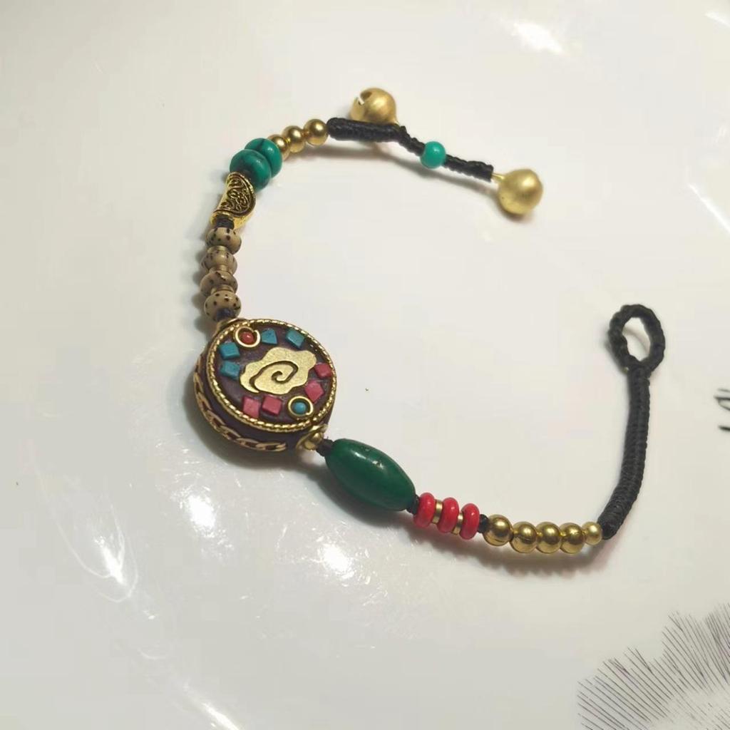 Tibetan Ethnic Style Handmade Women's Bracelet: Retro Nepalese Woven Rope