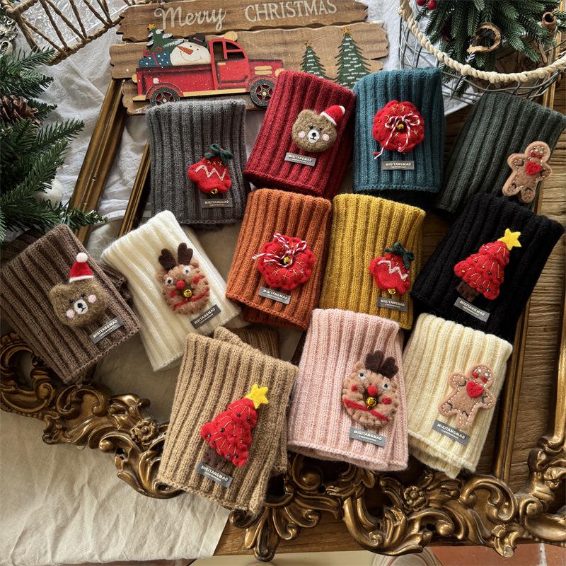 Christmas Red Kids' Knit Scarf & Neck Warmer: Warm & Cute for Boys and Girls