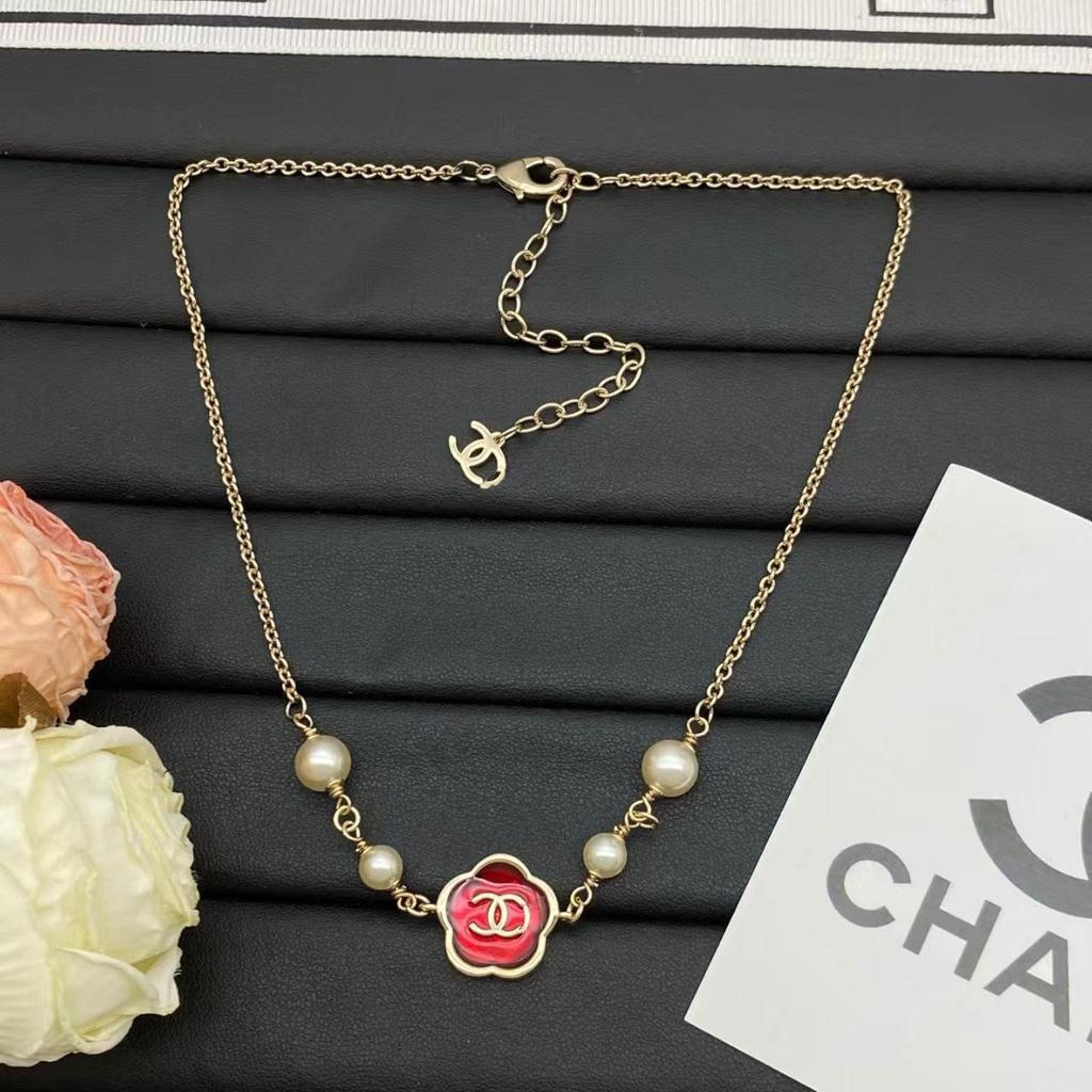 Diga 2025 Náhrdelník s písmenem z kamínků: Elegantní Dámské Šperky Vyšší Třídy