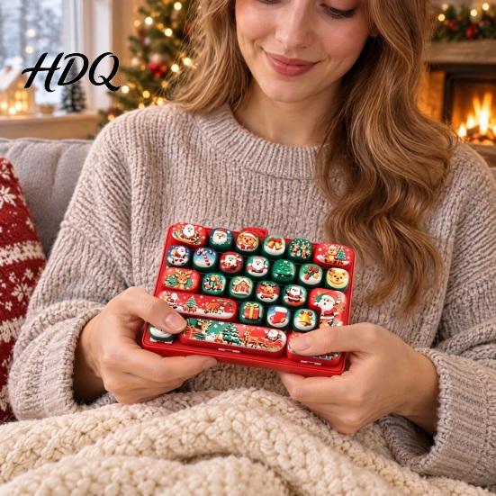 Fun Holiday Souvenirs for Teens Christmas 26 Keys Keyboard Fidget Toy Keychain Click Keyboard Portable Stress Keychain Anxiety Relief Sensory