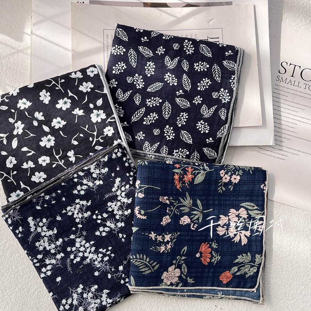 Korean Style Retro Floral Cotton-Linen Scarf: Exquisite Autumn/Winter Silk Square for Women