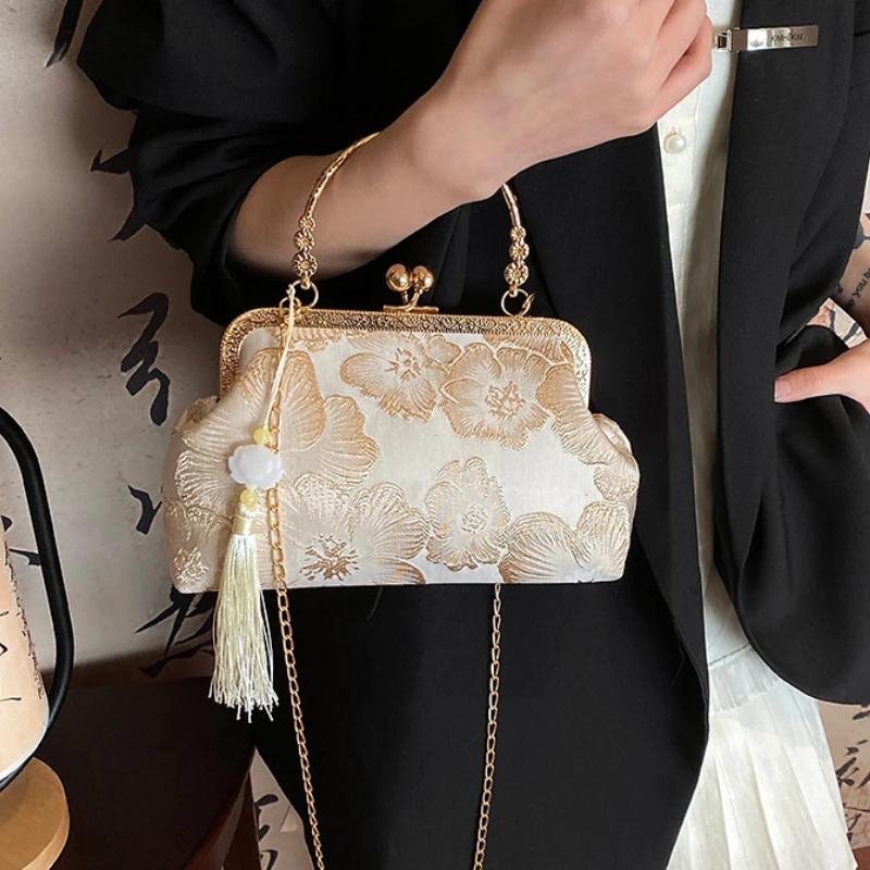 Vintage Embroidered Shoulder Bag Elegant Retro Tassel Small Square Wedding Party Handbag Luxury Designer Women Evening Clutch