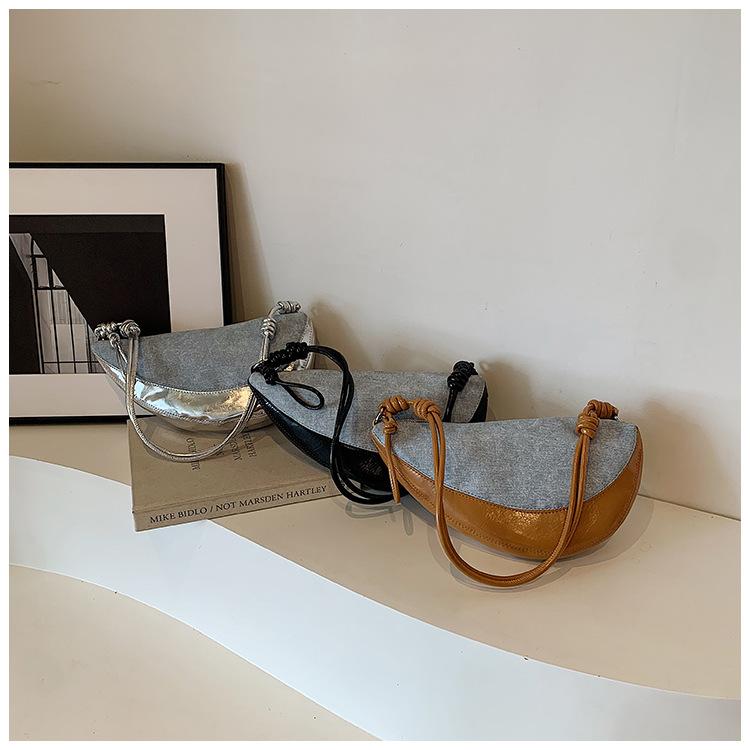 Premium Texture Bag Women's Large Capacity New Casual Niche Design Shoulder Messenger Bag Commuter Dumpling Bag