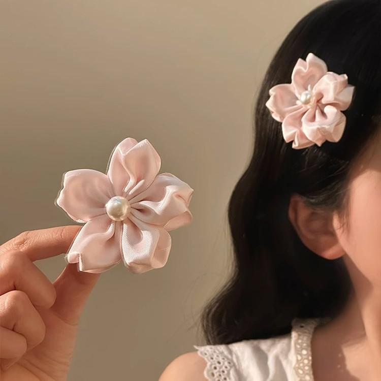 New Fashion Satin Pink Flower Hair Clamps Korean Imitation Pearl Side Hairpins Barrettes For Women Cute Hair Accessories