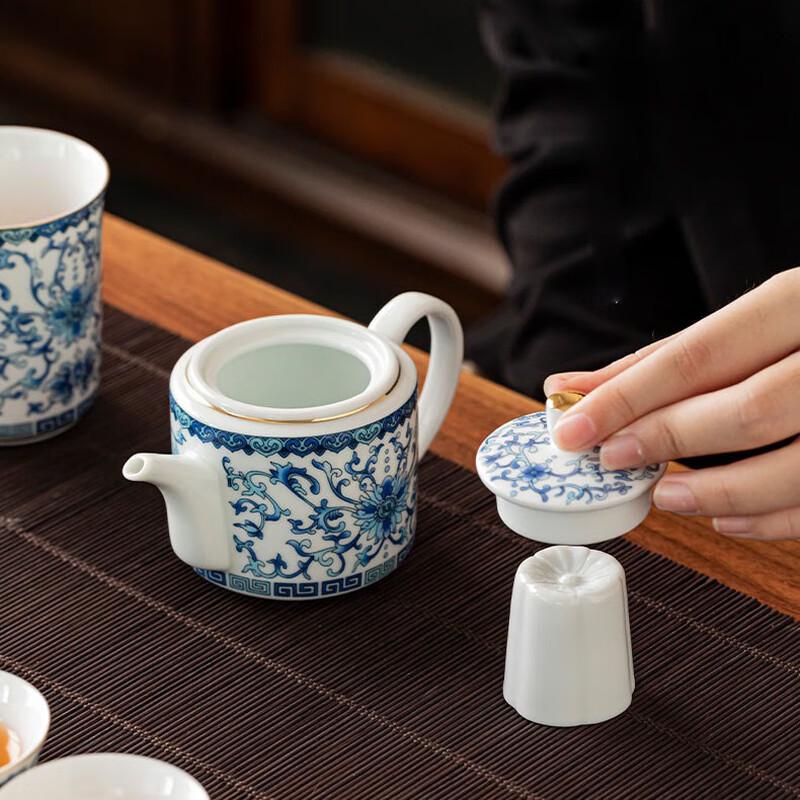 Hengsheng 16-Piece Blue & White Porcelain Kung Fu Tea Set