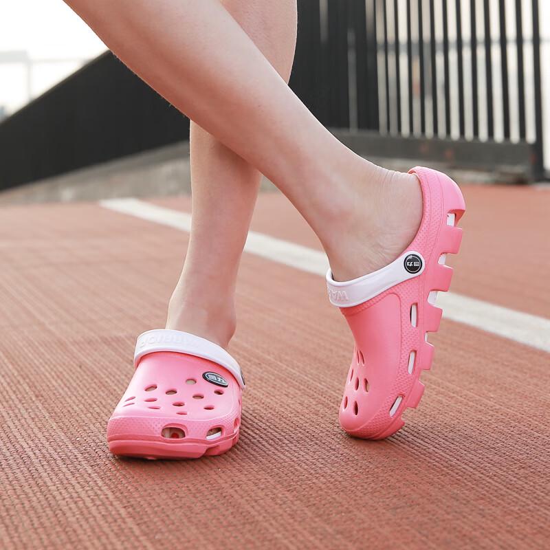 Warrior 049 Closed-Toe Clog Sandals