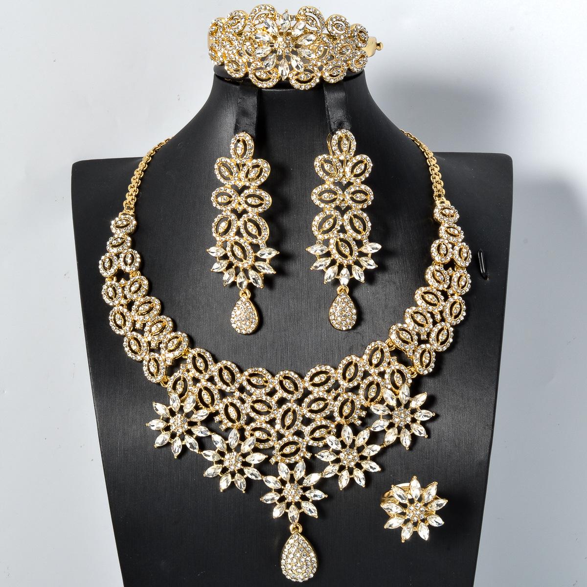 2026 Dubai Gold Flower Openwork Full Diamond Water Drop Pendant Necklace Bracelet Ring Earrings Luxury Jewelry Set Women 18K золотой