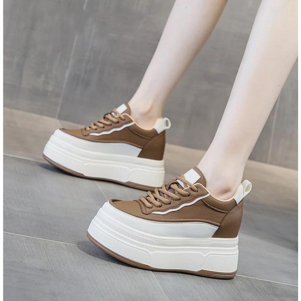 Genuine Leather Flats Casual Sneakers Women 2024 New Chunky Platform Sports Shoes Ladies High Heels Designer Tennis Thick Bottom