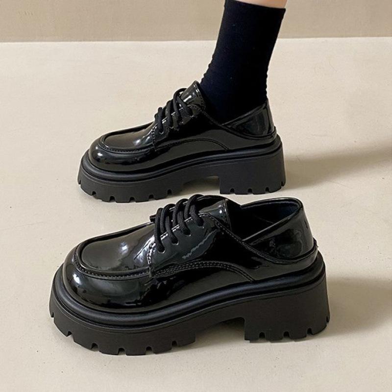 

Internet celebrity British style platform small leather shoes women 2025 new spring and autumn versatile black jk single shoes muffin loafers 40