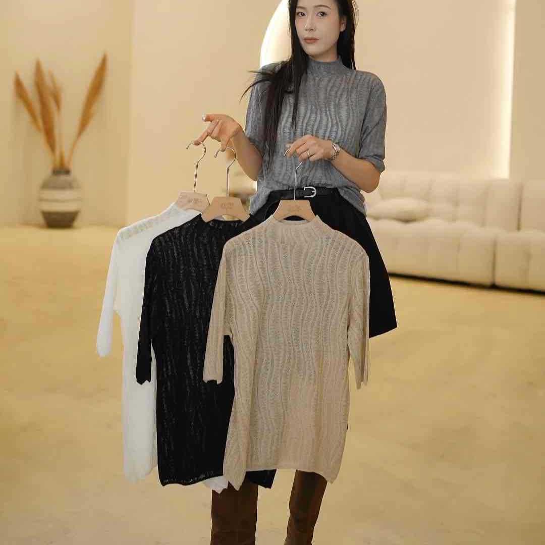 

Вязаный топ W с воротником-стойкой и массивным вязаным крючком узором One Size чёрный