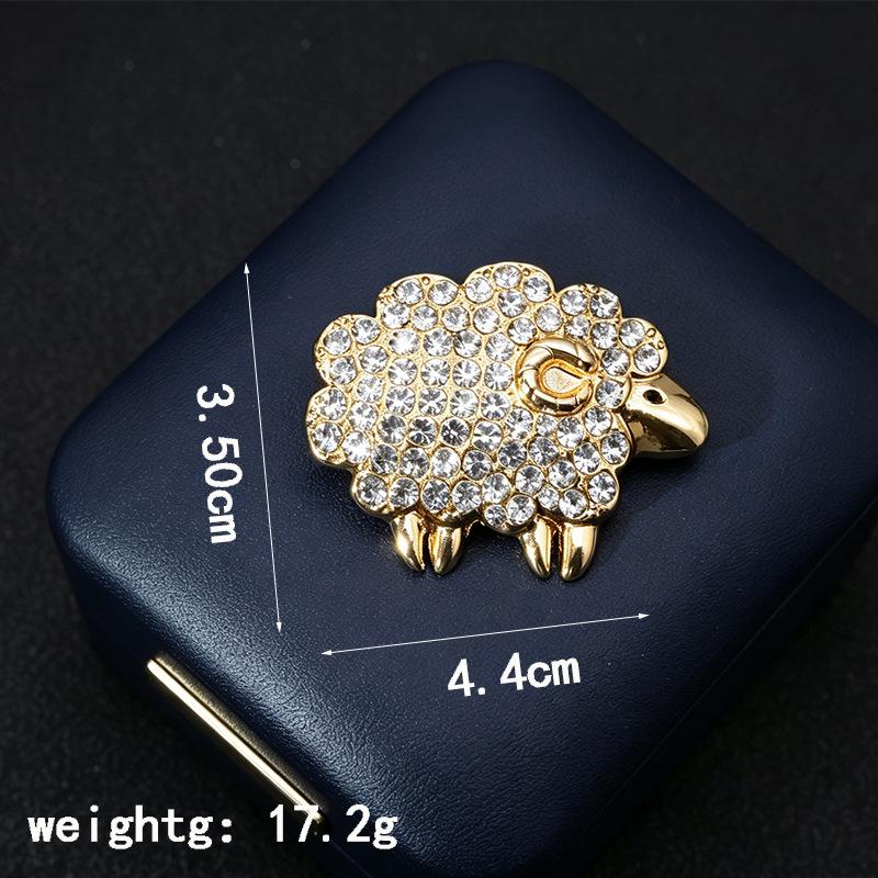 Year of the Sheep Zodiac Brooch: Alloy Sheep Corsage Pin for Women