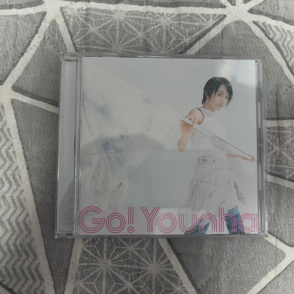 

Yunha Japan s 1st Album