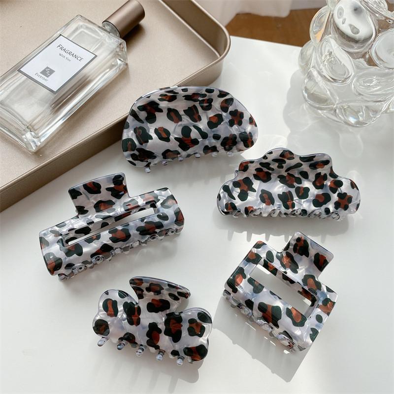 Vintage Chic Leopard Print Hair Clip For Women Handmade Acetate Hair Accessory