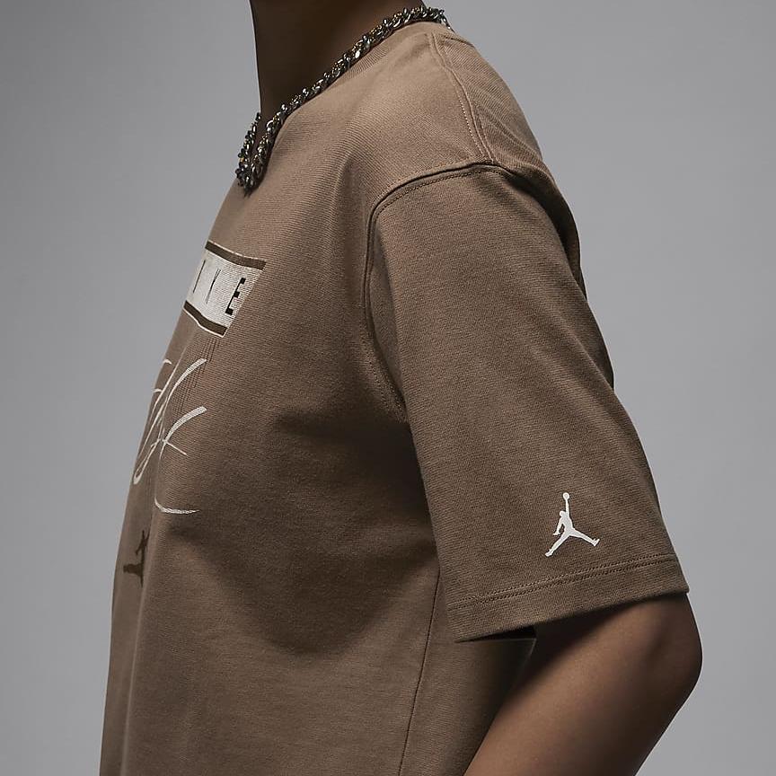 Jordan Flight Heritage Casual Printed Loose Short Sleeve T-Shirt Women T-Shirts Dark-Brown FQ3241-223