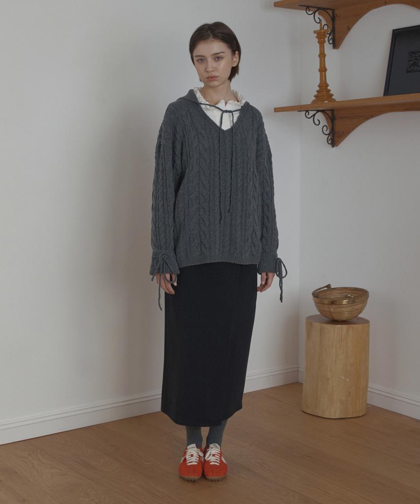 Poeteuseoul Cable Collar Knit_Charcoal