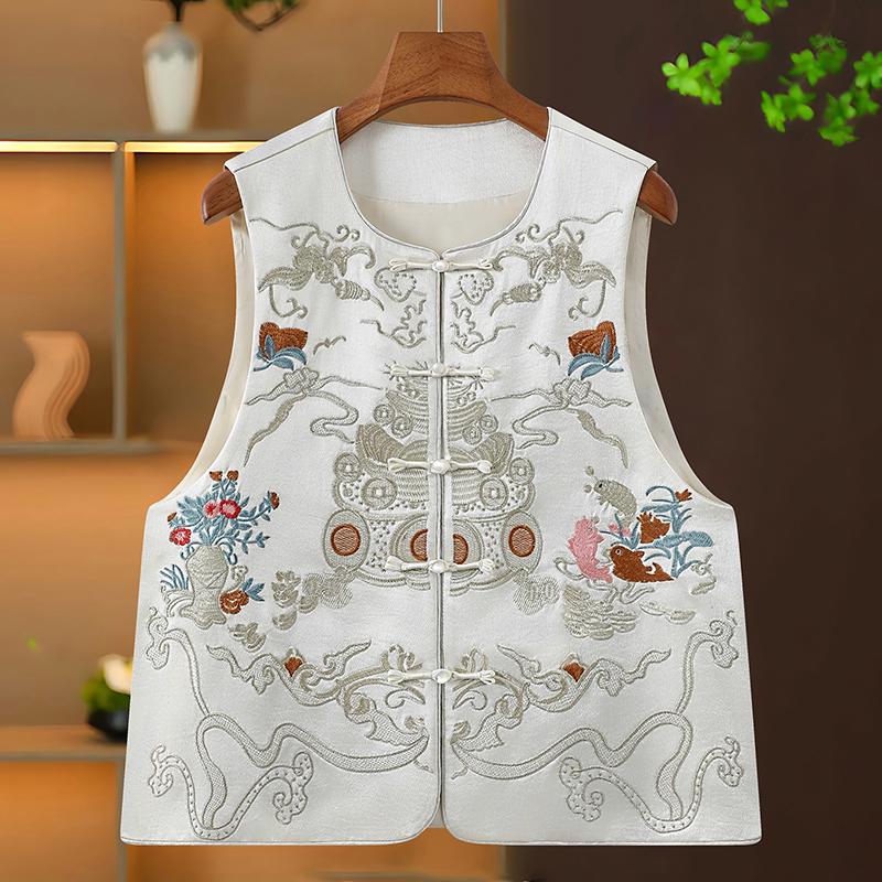 

2026 Chinese National Style Embroidered Sleeveless Vest for Middle-Aged and Elderly 4XL 145-160 білий