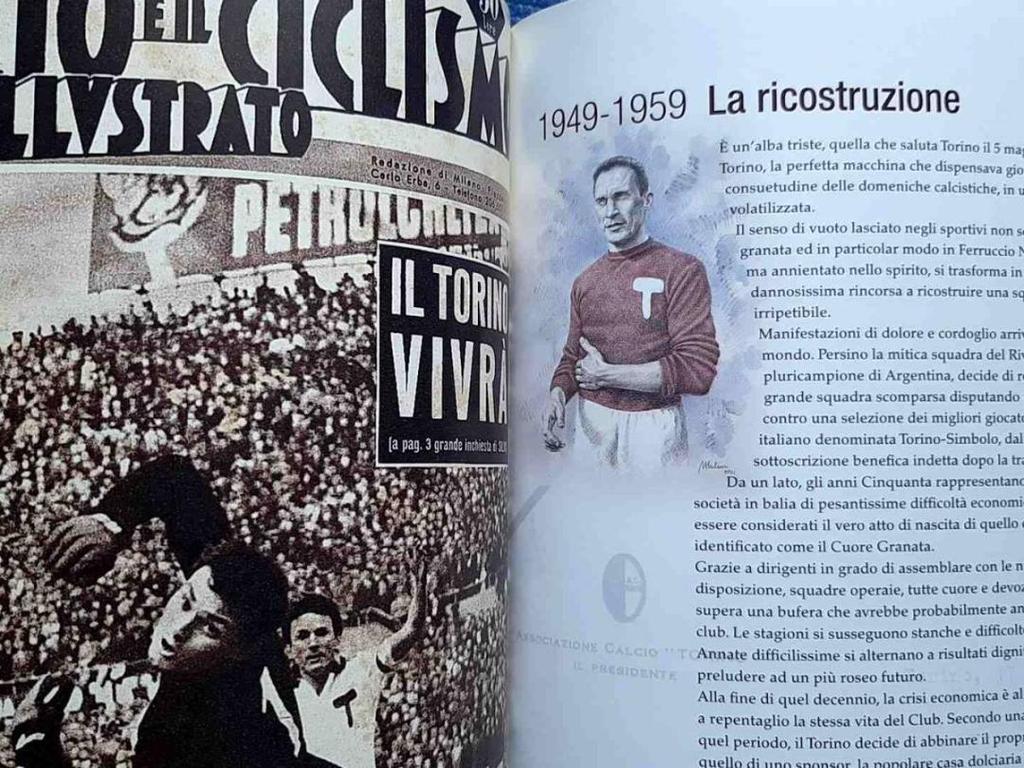 [USED] Books Eterna Leggenda Italy Turin Soccer Calcio