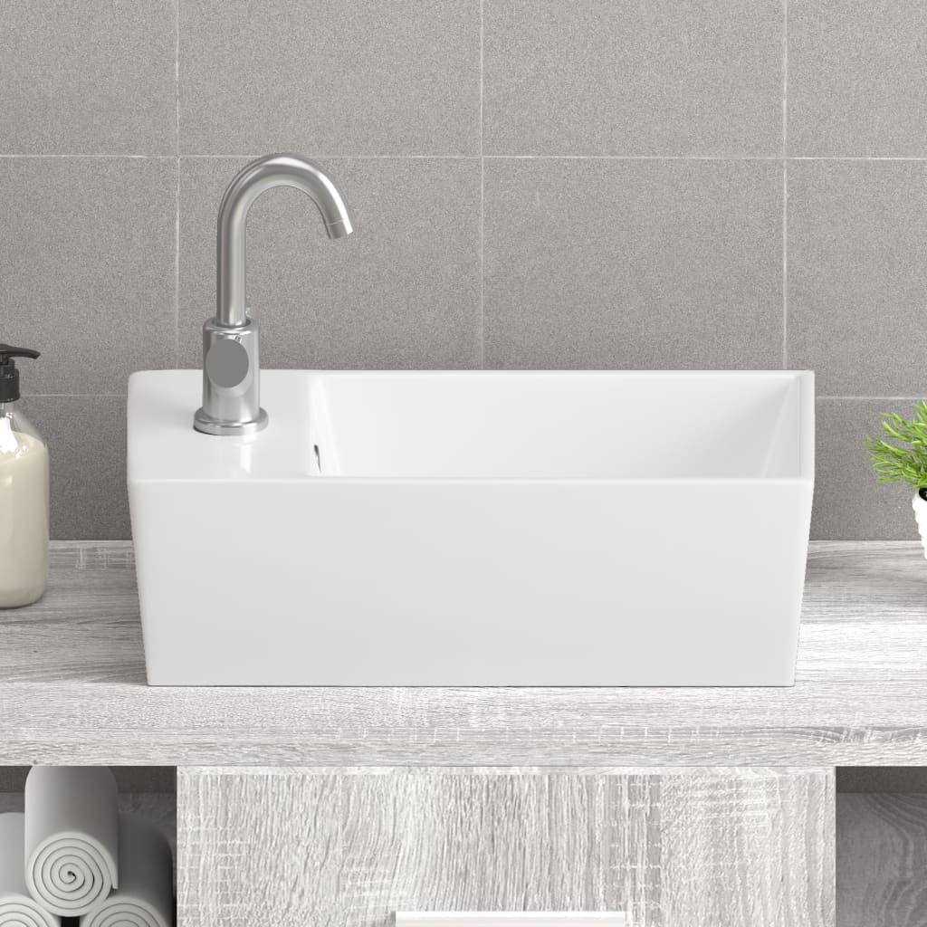 White Wash Basin 48 X 25 X 15 Cm Ceramic