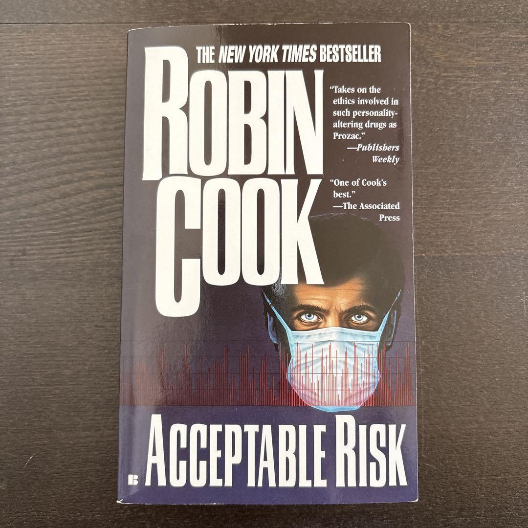 

[USED] ACCEPTABLE RISK Robin Cook Foreign Books