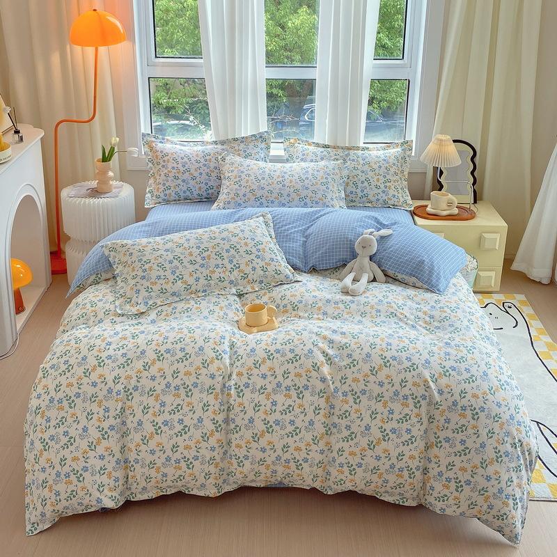 Bedding Four-piece Set Printed Bed Sheet Quilt Cover Pillowcase Set